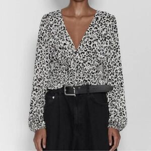 Zara Animal Print Pleated Stretch Ballon Sleeve Blouse in Black & White